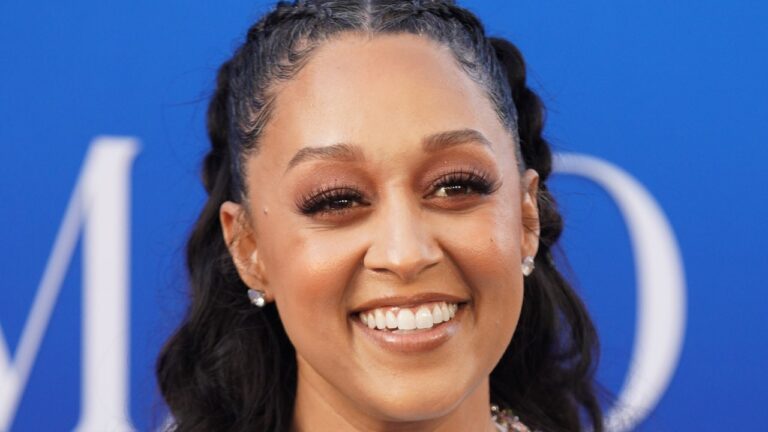 Tia Mowry Is Ringing In Her Single Era With a Drastic Pixie Haircut — See Photos