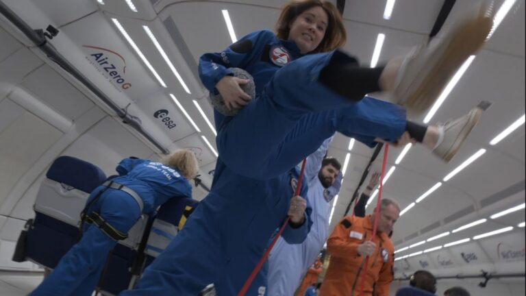 What it was like to feel simulated lunar gravity on a stomach-churning plane ride (video)