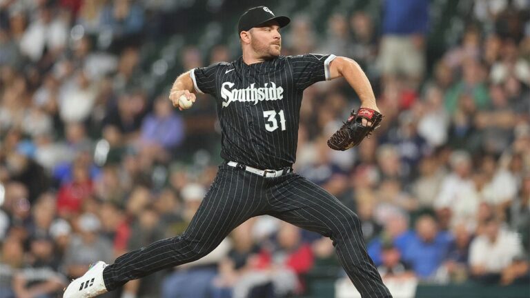 White Sox place closer Liam Hendriks on IL with elbow inflammation