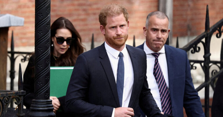 With Prince Harry to Testify in Hacking Case, Royals Prepare to Cringe