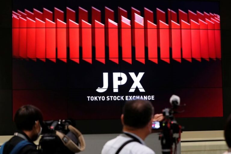Asian stocks inch past Fed jitters, Japan rallies on strong earnings By Investing.com