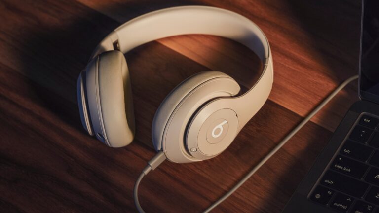 Beats Studio Pro are Apple’s latest headphones that play nice with Android