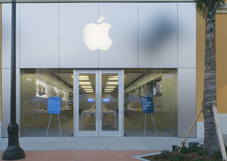 Coconut Point Apple Store closes for renovation