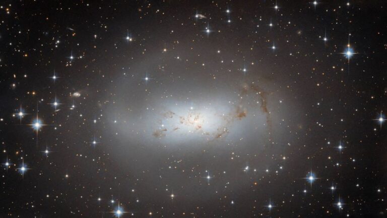 Hubble telescope checks on the Milky Way galaxy’s lonely neighbor (photo)