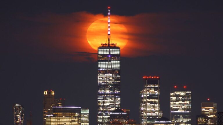 July’s Full Buck Moon is the 1st of 4 supermoons this summer