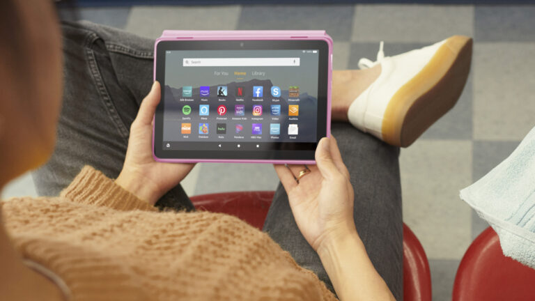 Prime deal brings best price of 2023 to the Fire HD 8 tablet