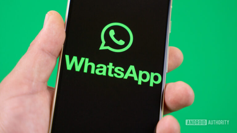 WhatsApp finally lets you open chats with unknown numbers