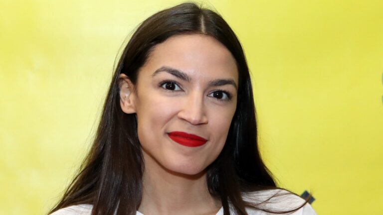 Alexandria Ocasio-Cortez Thinks You Deserve Better Sunscreen — Watch the Video