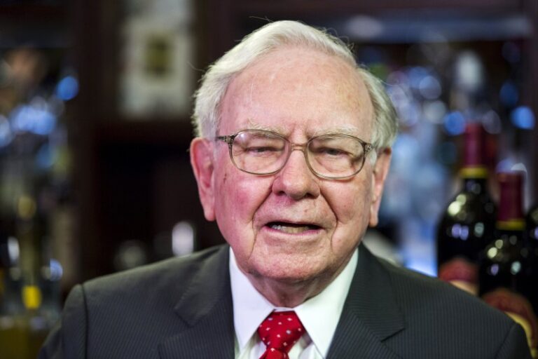 Berkshire posts record operating profit, $35.9 billion of net income By Reuters