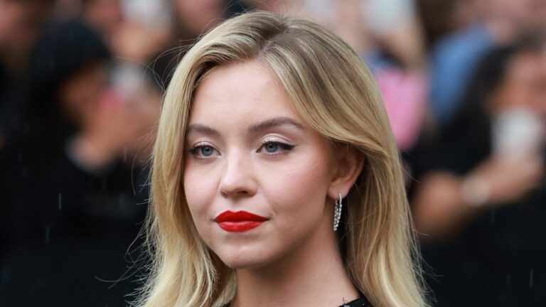 Sydney Sweeney’s Hair Is So Glossy I Bet I Could See Myself in It — See Photos