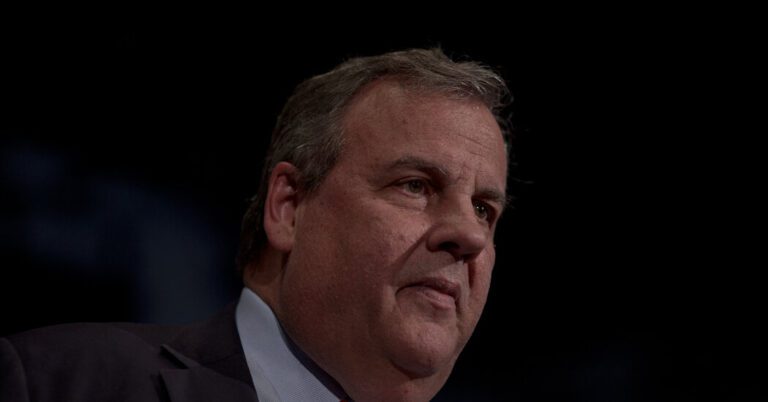 What Will Chris Christie Do Without Trump at the GOP Debate?