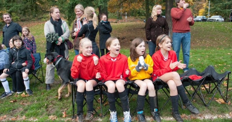 A Soccer Club Banned Parents From Talking, Cheering & Yelling During The Game