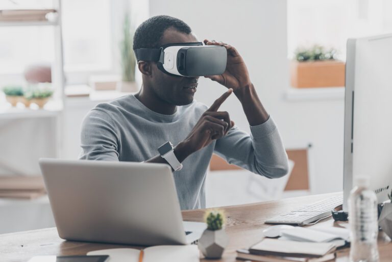 Are There Health Risks to Using Virtual Reality Headsets at Work?