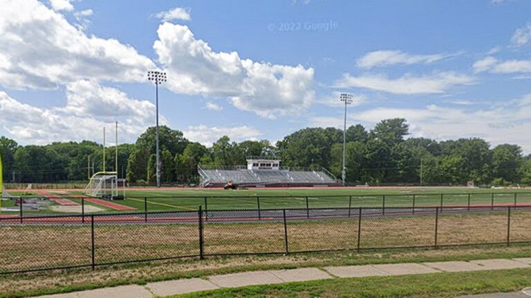 Connecticut 15-year-old student-athlete dies after football practice