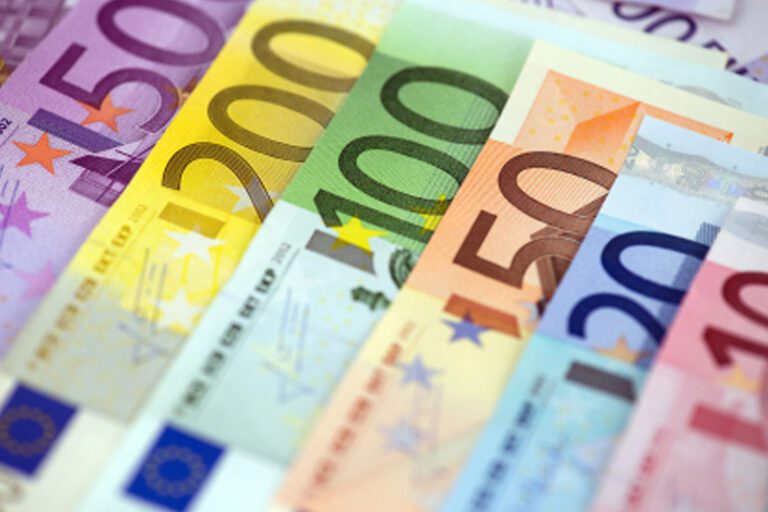 ECB in Two-Year Preparation for Potential Digital Euro Launch By Investing.com