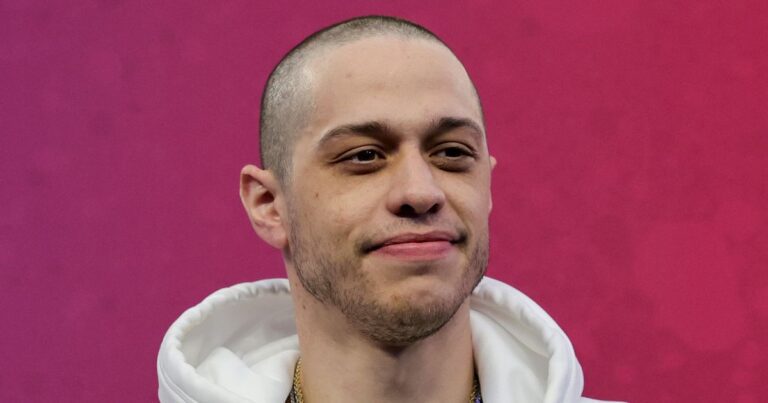 Pete Davidson Addresses Israel-Gaza Conflict On ‘SNL’