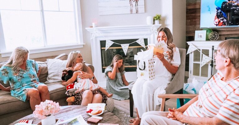 Revolutionizing Baby Showers: Why Service-Based Gifts Are the New Must-Haves