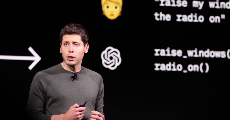 Sam Altman returns as CEO OpenAI