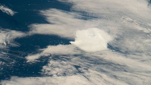 Satellites watch world’s largest iceberg break away from Antarctica (photos)