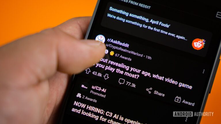 You might be able to control Reddit’s Android app font size, finally