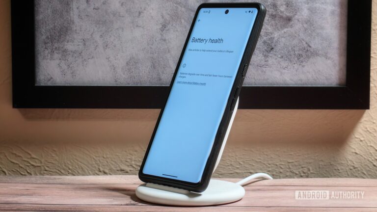 Android may soon tell you when it’s time to replace your phone’s battery