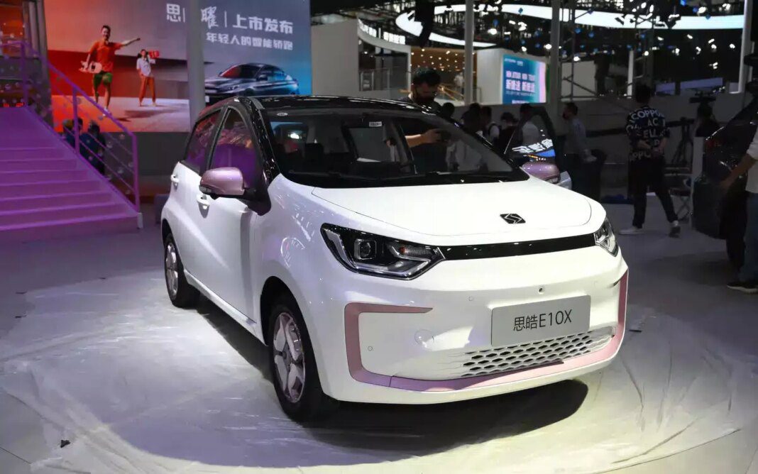 China introduces first EV fueled with a sodium-ion battery