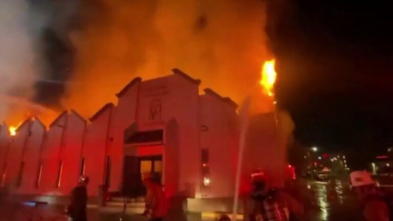 Fire destroys Los Angeles church hours before toy drive