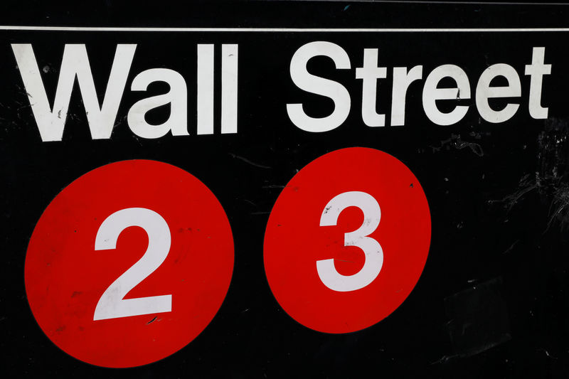 Pro Research: Wall Street dives into Apple