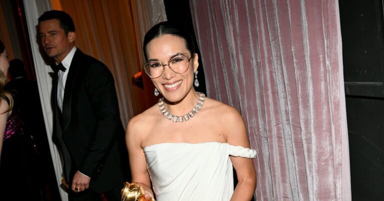 Ali Wong Thanks Ex-Husband In Golden Globe Acceptance Speech