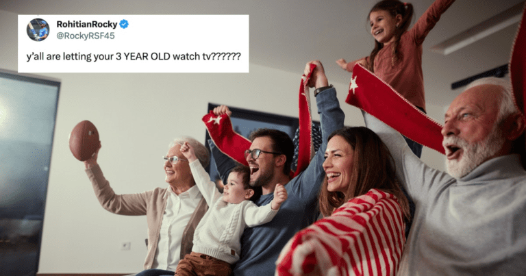 A Mom Got Criticized For Letting Her 3 Year Old Watch The Super Bowl