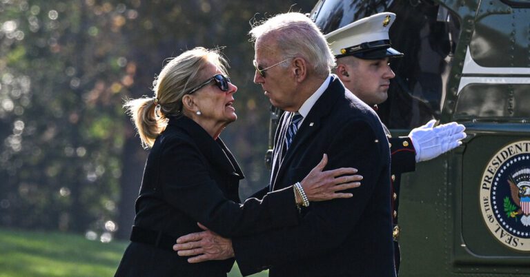 As Her Husband Faces Tumult, Jill Biden Is a Protective Force