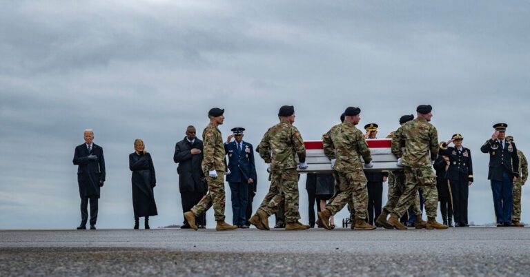 Photo: Biden Sees Dignified Transfer of 3 Troops Killed in Jordan