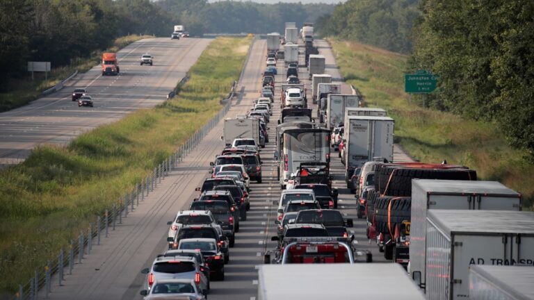 Solar eclipse jam — how to avoid getting stuck in traffic on April 8, 2024