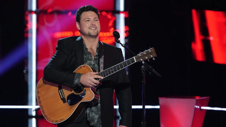 Country music star offers peek inside married life, new album and gratitude for Blake Shelton