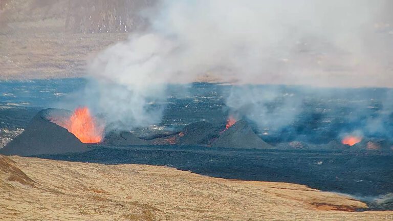 Eruption in Iceland Going Strong After Almost Two Weeks