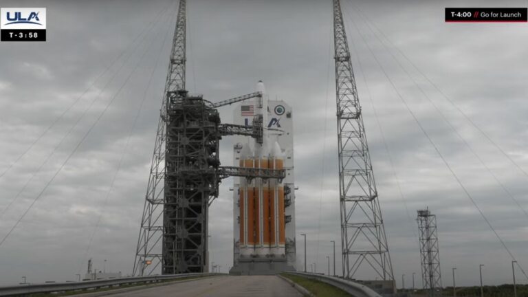 Final launch of Delta IV Heavy rocket scrubbed late in countdown