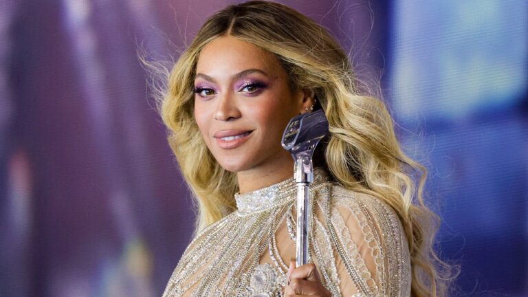 It Seems Beyoncé Can’t Stop Wearing This Cowgirl Mani — See the Photos