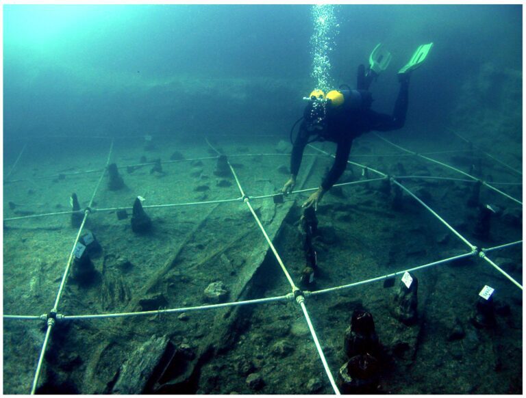 Neolithic Canoes Reveal Sea Change in Construction, Navigation Techniques