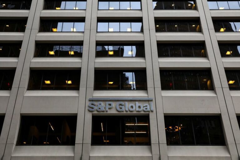 S&P Global downgrades outlooks on five regional US banks to ‘negative’