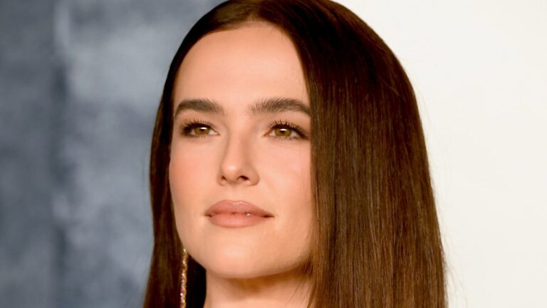 Zoey Deutch Chopped All Her Hair Off and Dyed It Platinum Blonde — See Photos