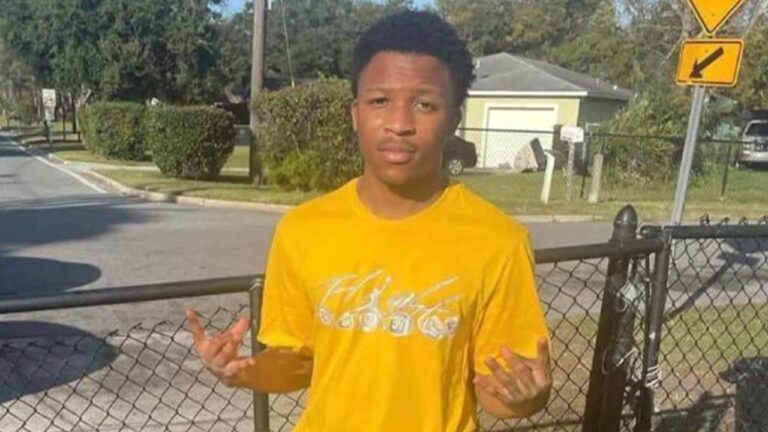 Florida teen dies after friends ran from shooting without helping him: police